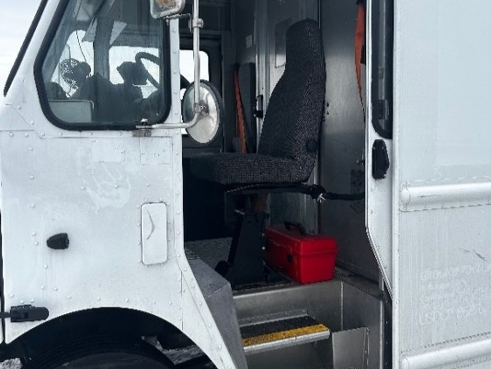 Walk-in Van (Step Van)-Light and Medium Duty Trucks-Freightliner-2022-MT45G-Indianapolis-IN-51,358\n\t\tmiles-$ 63,500 - Image 13