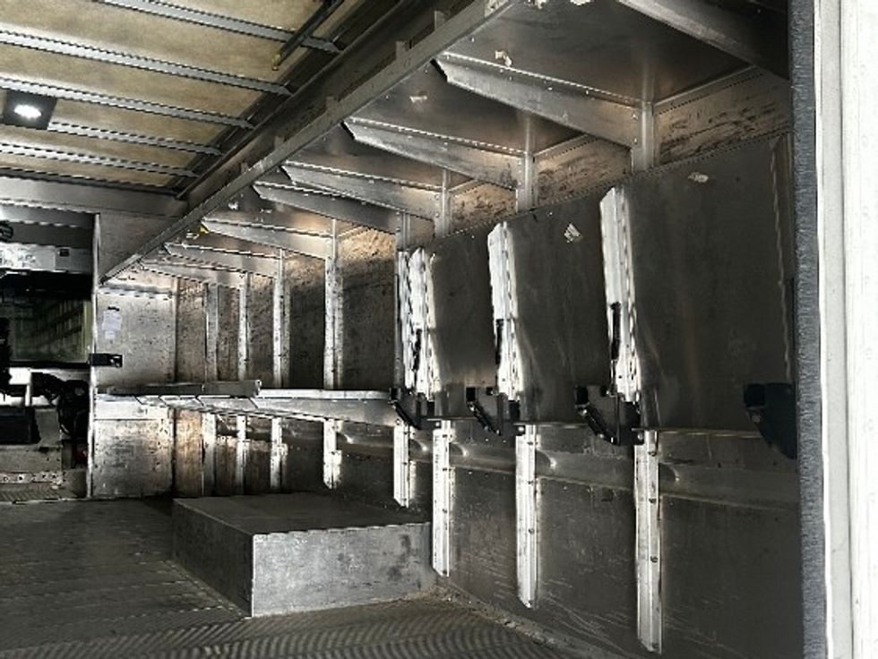 Walk-in Van (Step Van)-Light and Medium Duty Trucks-Freightliner-2022-MT45G-Indianapolis-IN-51,358\n\t\tmiles-$ 63,500 - Image 9