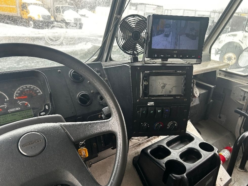 Walk-in Van (Step Van)-Light and Medium Duty Trucks-Freightliner-2022-MT45G-Indianapolis-IN-66,000\n\t\tmiles-$ 63,000 - Image 14