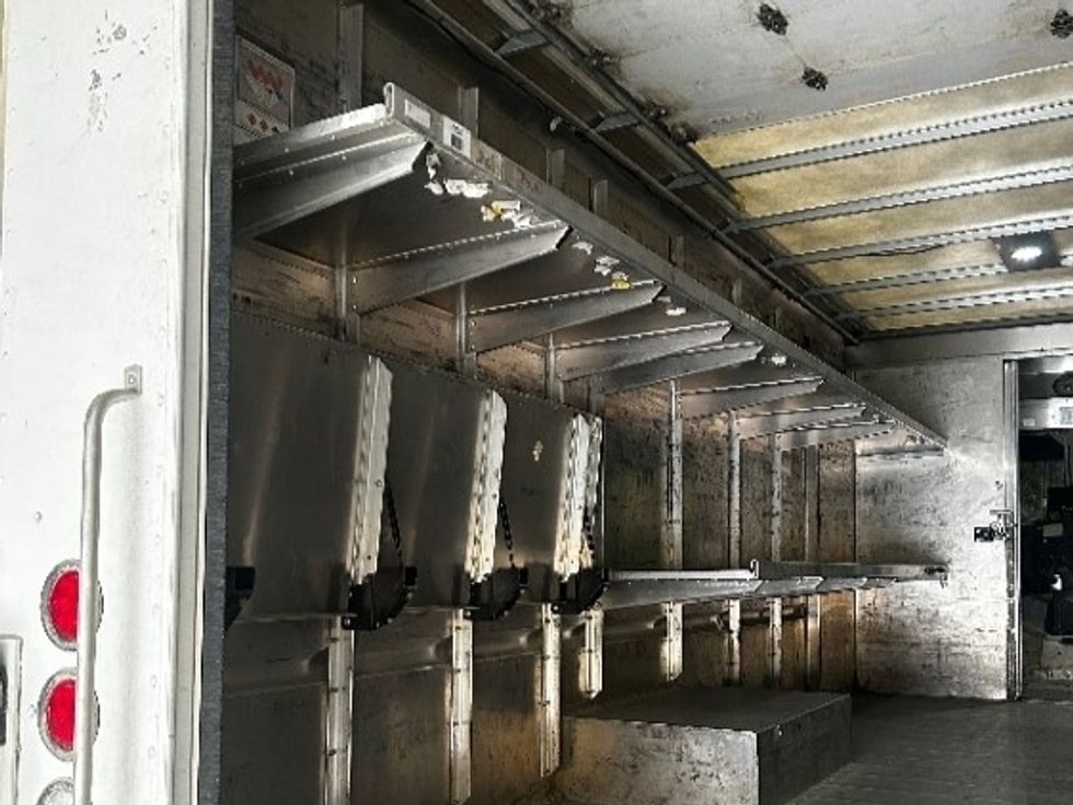 Walk-in Van (Step Van)-Light and Medium Duty Trucks-Freightliner-2022-MT45G-Indianapolis-IN-66,000\n\t\tmiles-$ 63,000 - Image 8