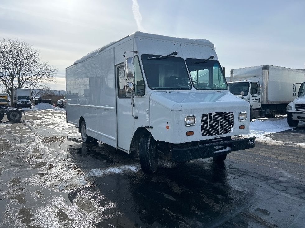 Walk-in Van (Step Van)-Light and Medium Duty Trucks-Freightliner-2022-MT45G-Indianapolis-IN-67,962\n\t\tmiles-$ 62,750 - Image 1