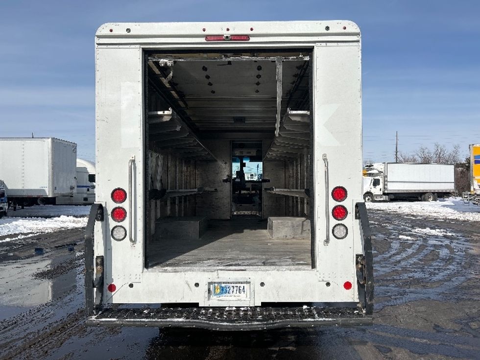Walk-in Van (Step Van)-Light and Medium Duty Trucks-Freightliner-2022-MT45G-Indianapolis-IN-67,962\n\t\tmiles-$ 62,750 - Image 9