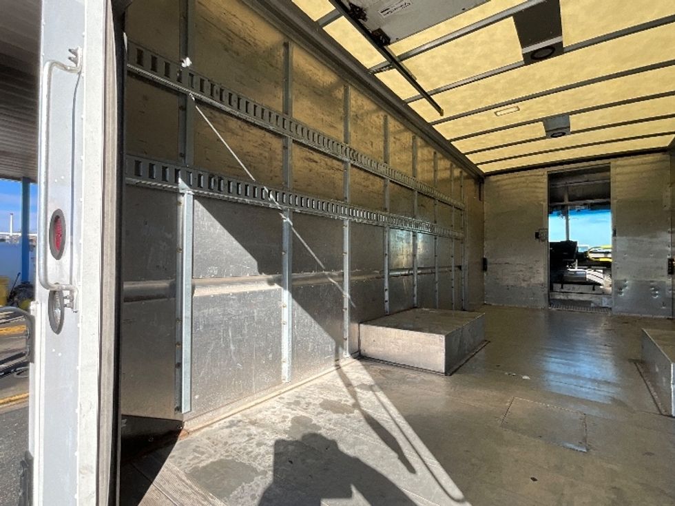 Walk-in Van (Step Van)-Light and Medium Duty Trucks-Freightliner-2022-MT45G-Manassas-VA-31,696\n\t\tmiles-$ 62,000 - Image 10