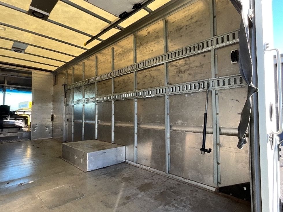 Walk-in Van (Step Van)-Light and Medium Duty Trucks-Freightliner-2022-MT45G-Manassas-VA-31,696\n\t\tmiles-$ 62,000 - Image 11