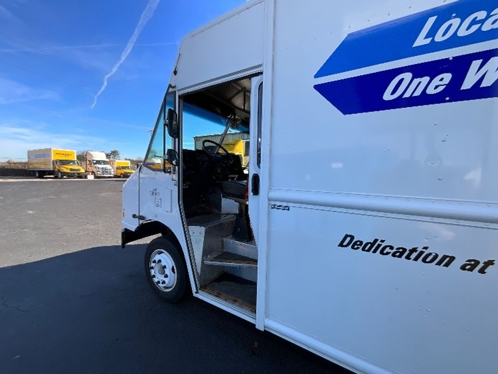 Walk-in Van (Step Van)-Light and Medium Duty Trucks-Freightliner-2022-MT45G-Manassas-VA-31,696\n\t\tmiles-$ 62,000 - Image 15