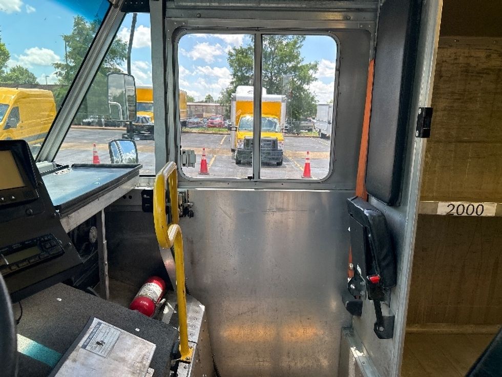 Walk-in Van (Step Van)-Light and Medium Duty Trucks-Freightliner-2022-MT45G-Memphis-TN-61,393\n\t\tmiles-$ 69,750 - Image 18