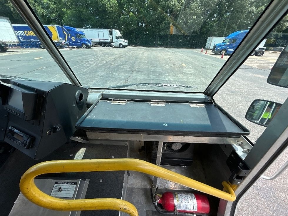 Walk-in Van (Step Van)-Light and Medium Duty Trucks-Freightliner-2022-MT45G-Memphis-TN-61,393\n\t\tmiles-$ 69,750 - Image 20