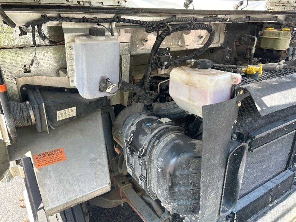 Walk-in Van (Step Van)-Light and Medium Duty Trucks-Freightliner-2022-MT45G-Memphis-TN-61,393\n\t\tmiles-$ 69,750 - Image 22