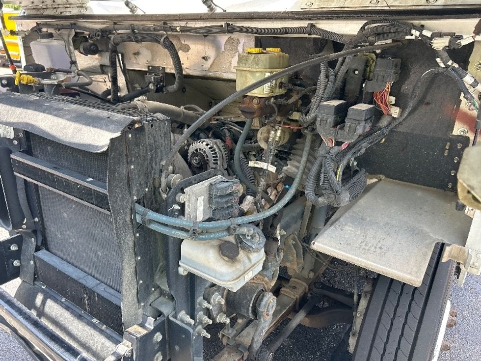 Walk-in Van (Step Van)-Light and Medium Duty Trucks-Freightliner-2022-MT45G-Memphis-TN-61,393\n\t\tmiles-$ 69,750 - Image 23