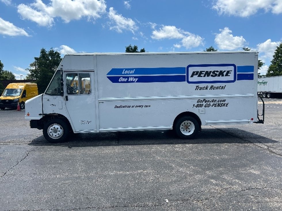 Walk-in Van (Step Van)-Light and Medium Duty Trucks-Freightliner-2022-MT45G-Memphis-TN-61,393\n\t\tmiles-$ 69,750 - Image 4