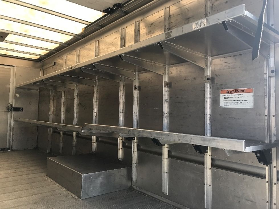 Walk-in Van (Step Van)-Light and Medium Duty Trucks-Freightliner-2022-MT45G-Milwaukee-WI-51,310\n\t\tmiles-$ 61,750 - Image 11