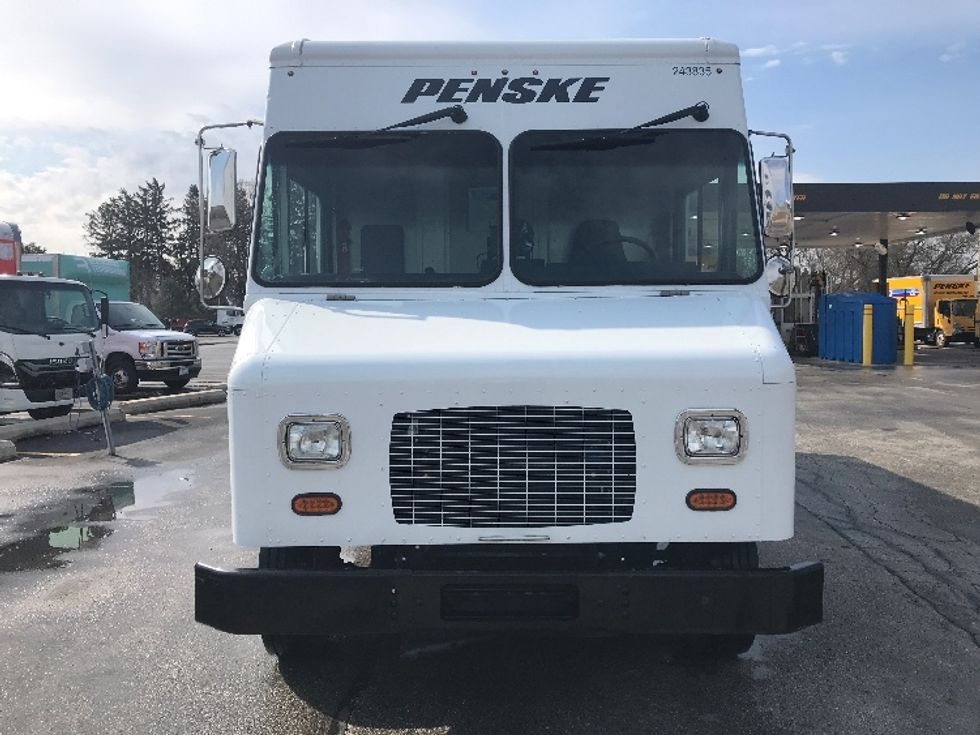 Walk-in Van (Step Van)-Light and Medium Duty Trucks-Freightliner-2022-MT45G-Milwaukee-WI-51,310\n\t\tmiles-$ 61,750 - Image 2