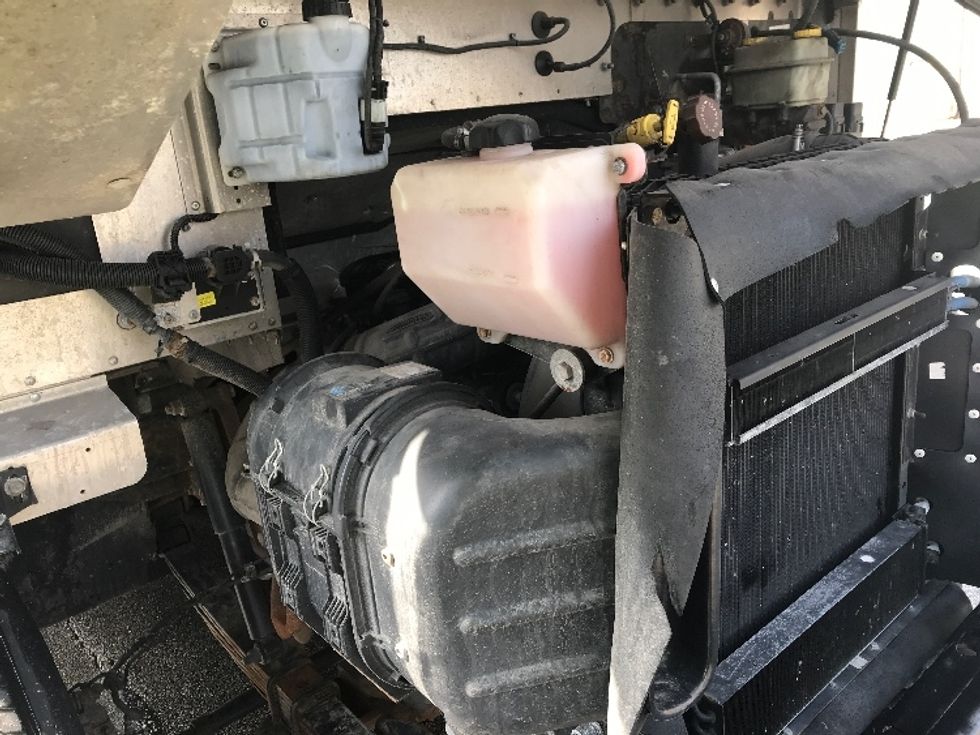 Walk-in Van (Step Van)-Light and Medium Duty Trucks-Freightliner-2022-MT45G-Milwaukee-WI-51,310\n\t\tmiles-$ 61,750 - Image 22