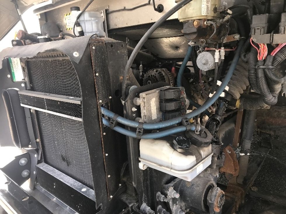 Walk-in Van (Step Van)-Light and Medium Duty Trucks-Freightliner-2022-MT45G-Milwaukee-WI-51,310\n\t\tmiles-$ 61,750 - Image 23