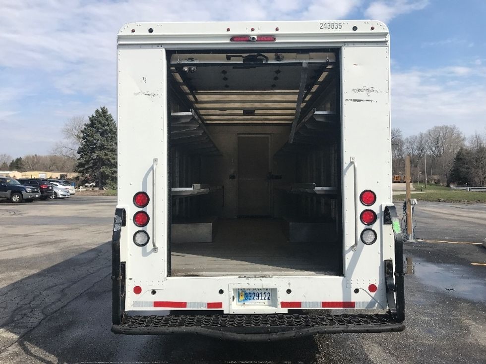 Walk-in Van (Step Van)-Light and Medium Duty Trucks-Freightliner-2022-MT45G-Milwaukee-WI-51,310\n\t\tmiles-$ 61,750 - Image 8