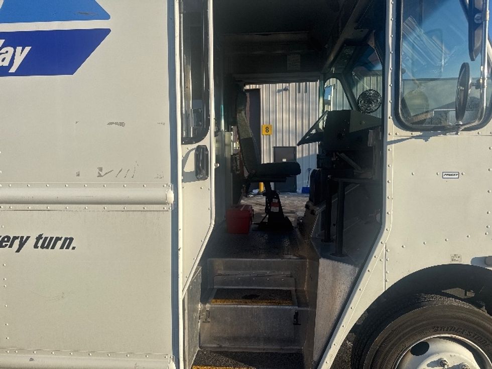 Walk-in Van (Step Van)-Light and Medium Duty Trucks-Freightliner-2022-MT45G-Sterling-VA-43,001\n\t\tmiles-$ 61,750 - Image 19