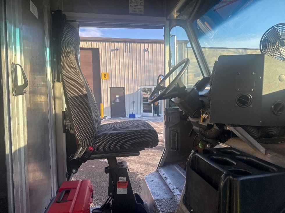 Walk-in Van (Step Van)-Light and Medium Duty Trucks-Freightliner-2022-MT45G-Sterling-VA-43,001\n\t\tmiles-$ 61,750 - Image 20