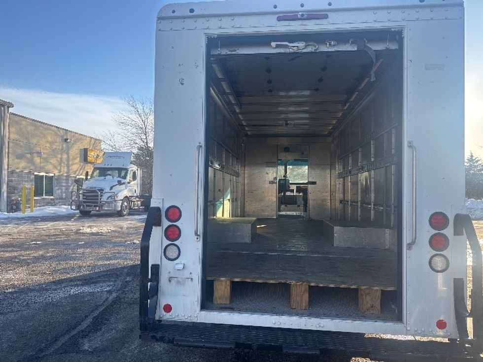 Walk-in Van (Step Van)-Light and Medium Duty Trucks-Freightliner-2022-MT45G-Sterling-VA-43,001\n\t\tmiles-$ 61,750 - Image 8