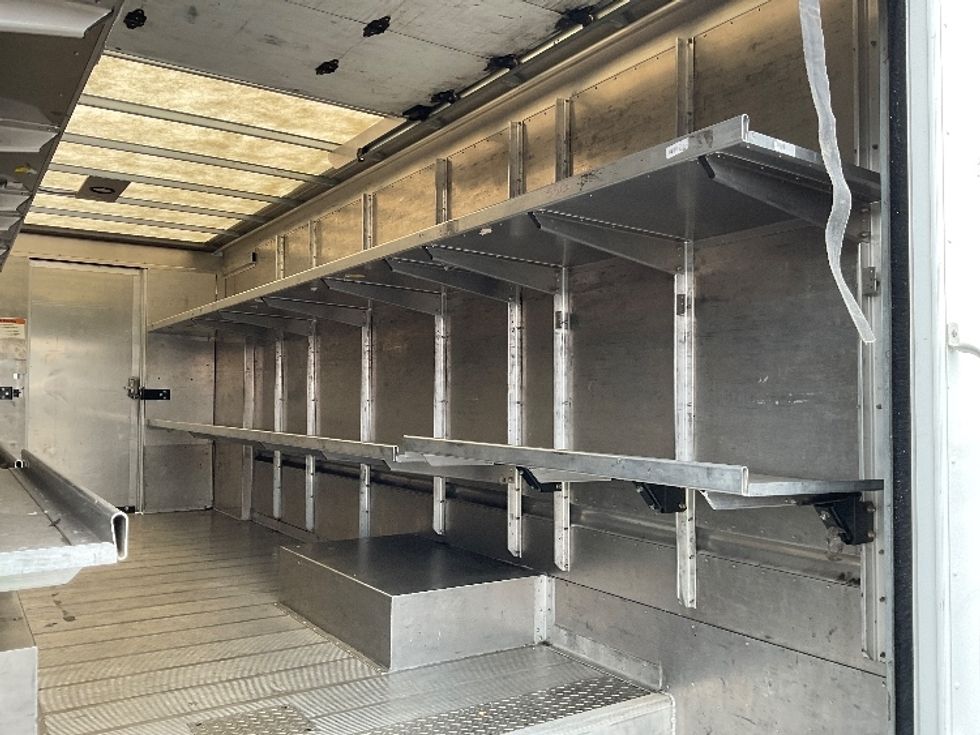 Walk-in Van (Step Van)-Light and Medium Duty Trucks-Freightliner-2022-MT55G-Indianapolis-IN-46,225\n\t\tmiles-$ 69,000 - Image 11