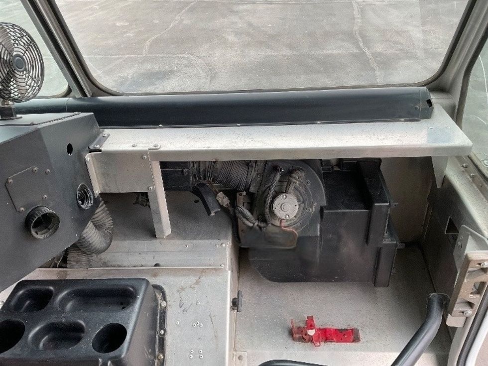 Walk-in Van (Step Van)-Light and Medium Duty Trucks-Freightliner-2022-MT55G-Indianapolis-IN-46,225\n\t\tmiles-$ 69,000 - Image 20