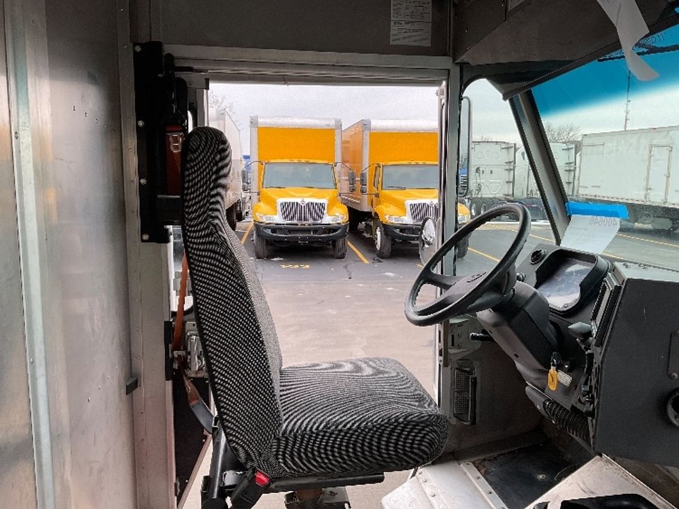 Walk-in Van (Step Van)-Light and Medium Duty Trucks-Freightliner-2022-MT55G-Indianapolis-IN-46,225\n\t\tmiles-$ 69,000 - Image 21