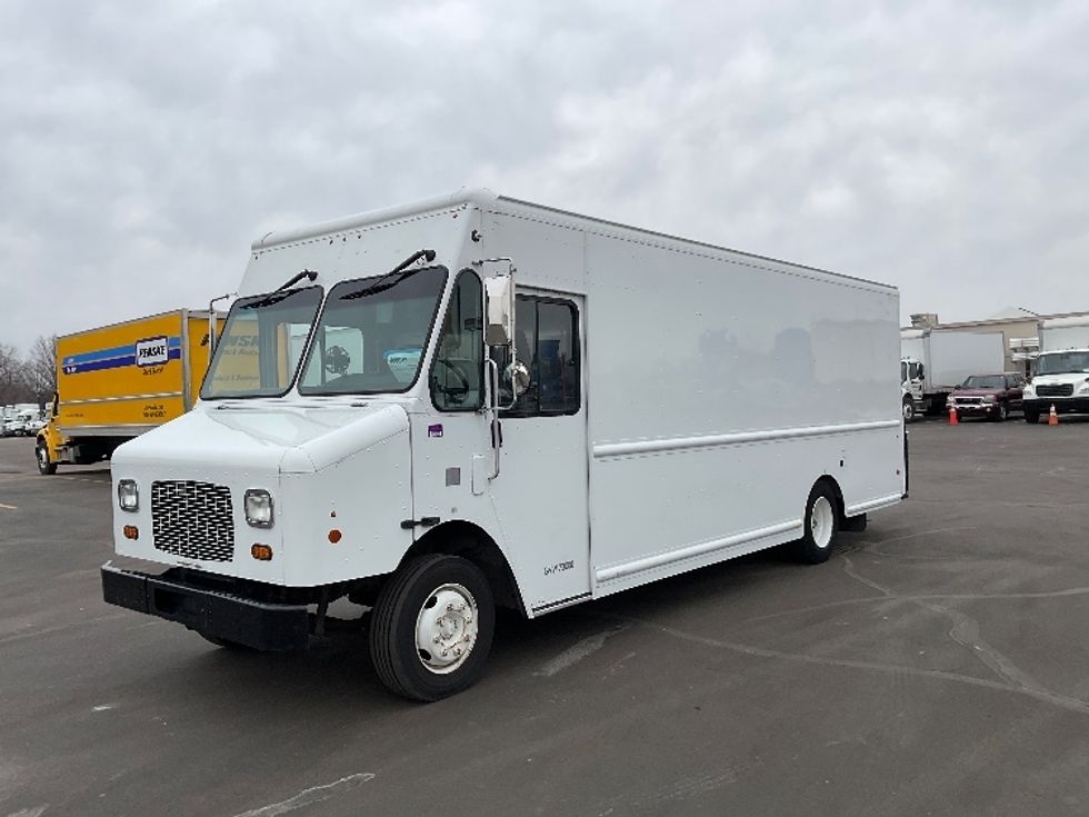 Walk-in Van (Step Van)-Light and Medium Duty Trucks-Freightliner-2022-MT55G-Indianapolis-IN-46,225\n\t\tmiles-$ 69,000 - Image 3