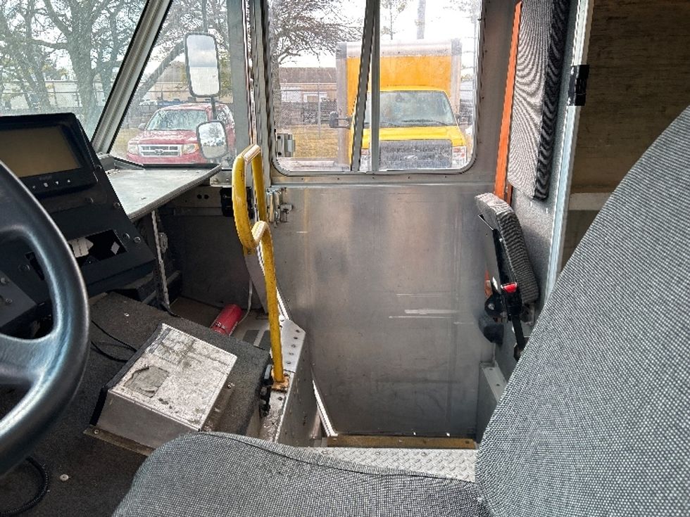 Walk-in Van (Step Van)-Light and Medium Duty Trucks-Freightliner-2022-MT55G-Indianapolis-IN-58,251\n\t\tmiles-$ 68,500 - Image 19