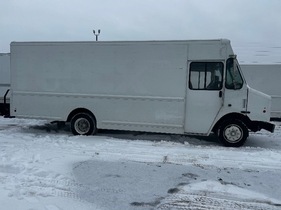 Walk-in Van (Step Van)-Light and Medium Duty Trucks-Freightliner-2022-MT55G-Indianapolis-IN-58,923\n\t\tmiles-$ 68,500 - Image 3