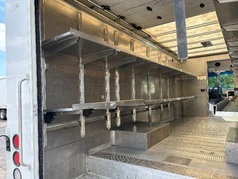 Walk-in Van (Step Van)-Light and Medium Duty Trucks-Freightliner-2022-MT55G-Memphis-TN-54,777\n\t\tmiles-$ 74,000 - Image 10