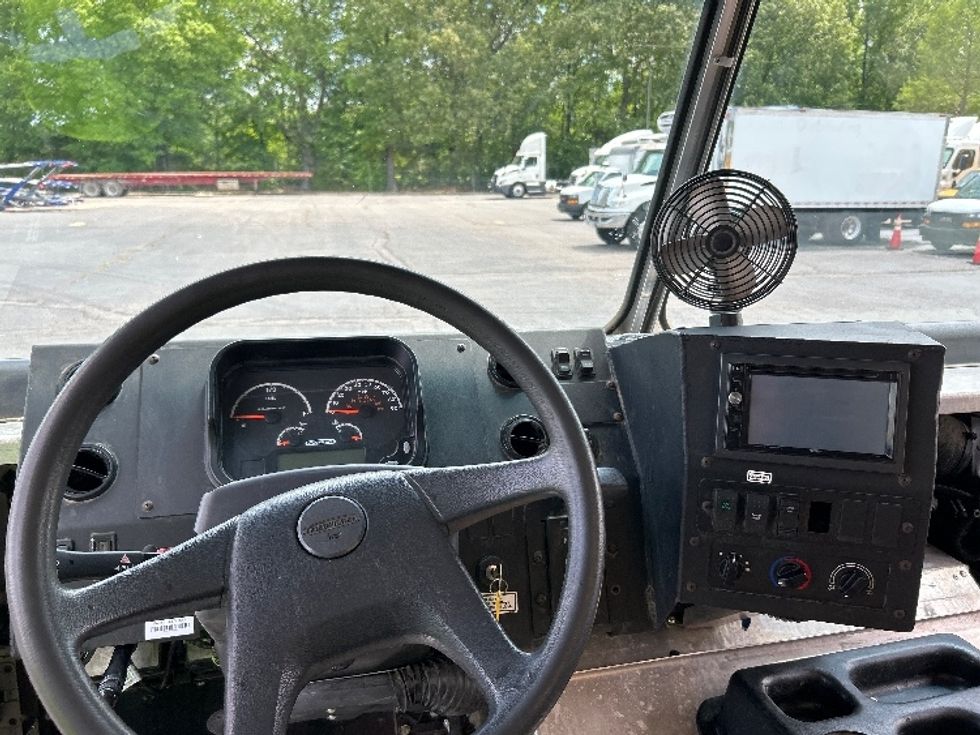 Walk-in Van (Step Van)-Light and Medium Duty Trucks-Freightliner-2022-MT55G-Memphis-TN-54,777\n\t\tmiles-$ 74,000 - Image 17