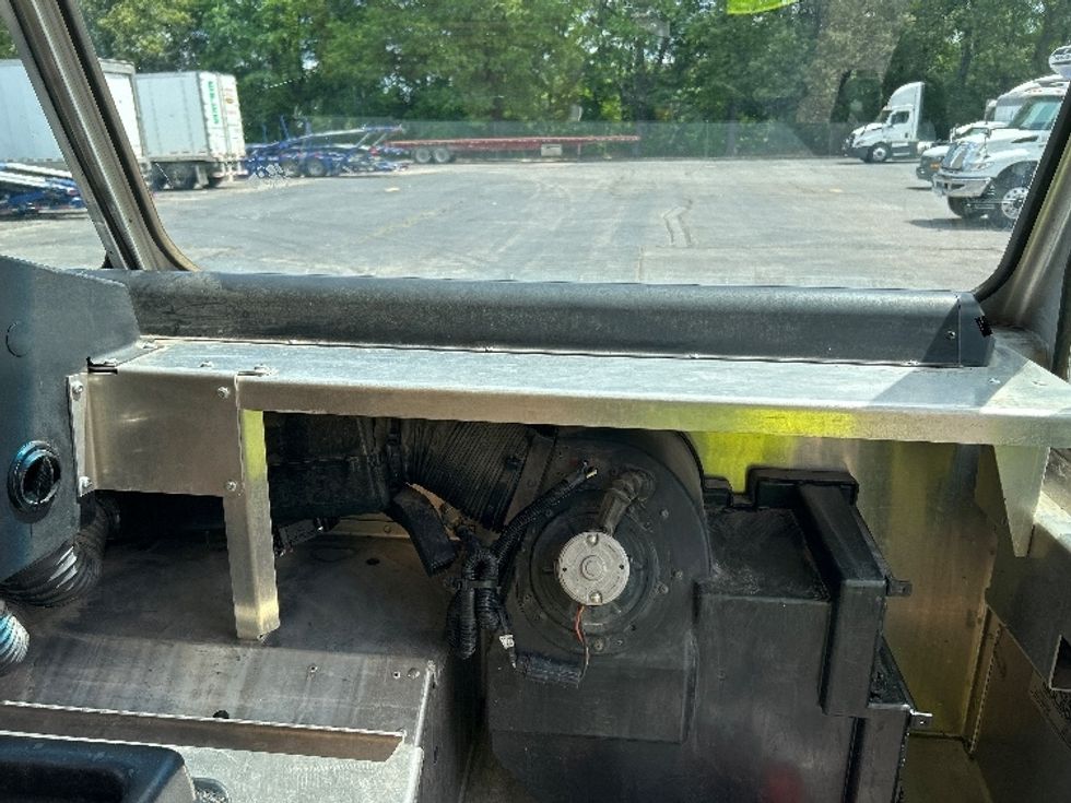 Walk-in Van (Step Van)-Light and Medium Duty Trucks-Freightliner-2022-MT55G-Memphis-TN-54,777\n\t\tmiles-$ 74,000 - Image 20