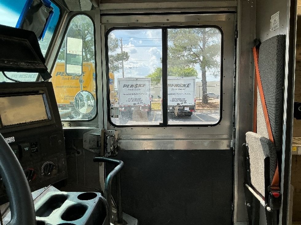 Walk-in Van (Step Van)-Light and Medium Duty Trucks-Freightliner-2022-MT55G-Memphis-TN-55,434\n\t\tmiles-$ 68,750 - Image 15