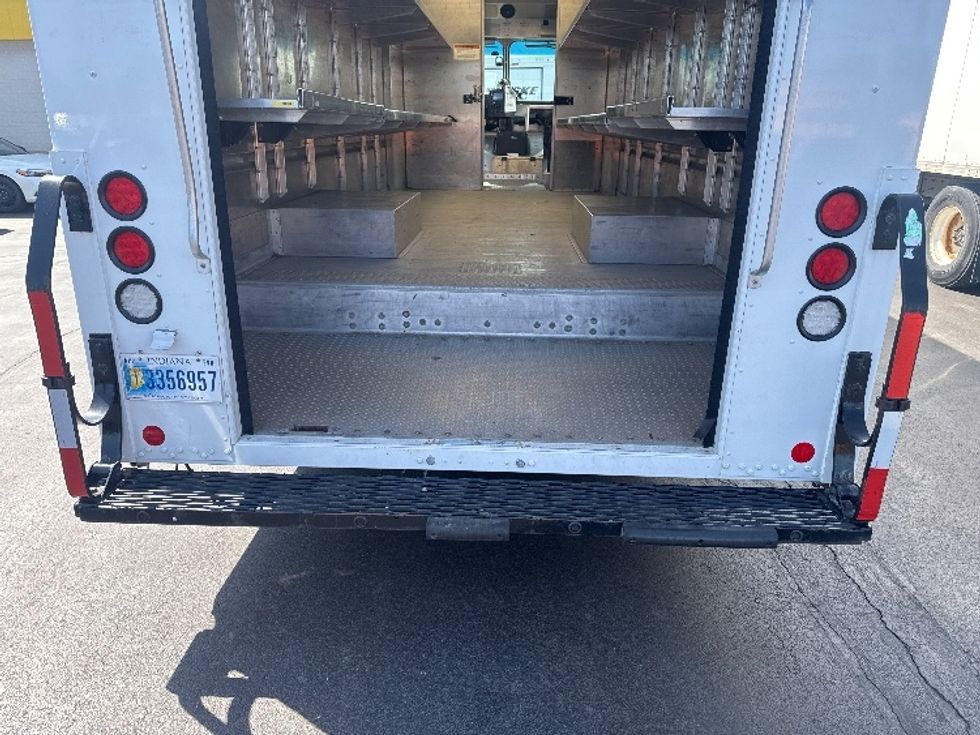 Walk-in Van (Step Van)-Light and Medium Duty Trucks-Freightliner-2022-MT55G-Milwaukee-WI-51,295\n\t\tmiles-$ 71,500 - Image 10