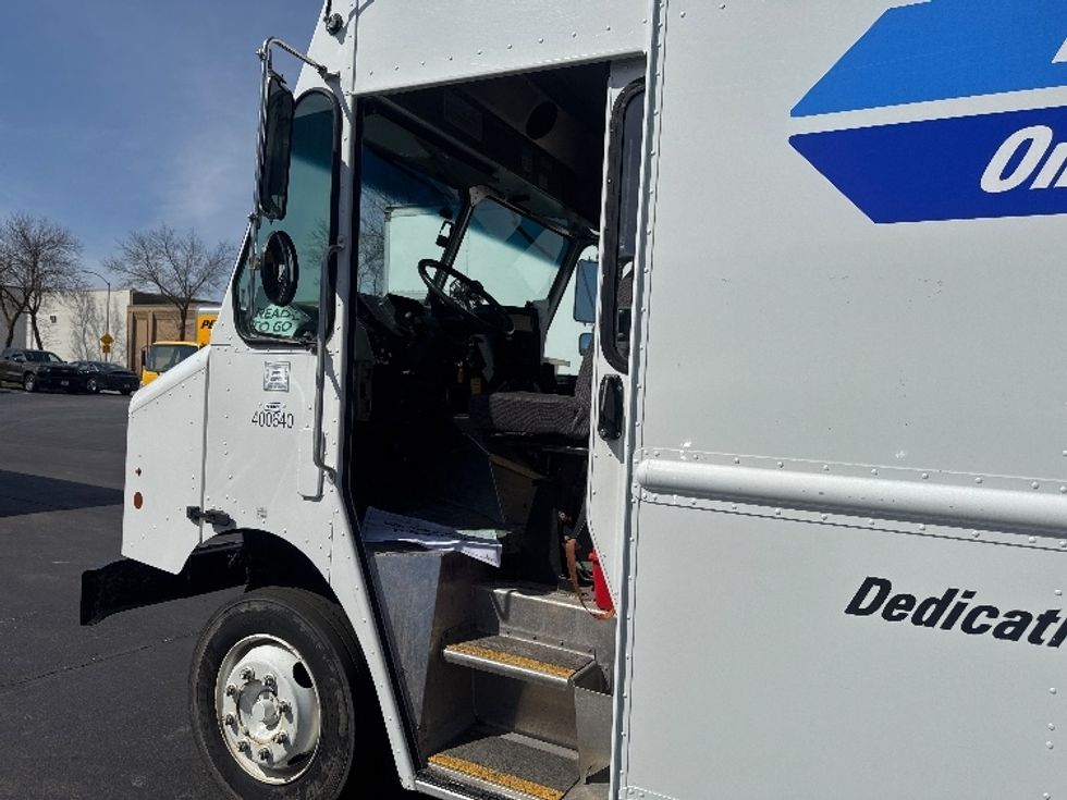 Walk-in Van (Step Van)-Light and Medium Duty Trucks-Freightliner-2022-MT55G-Milwaukee-WI-51,295\n\t\tmiles-$ 71,500 - Image 17