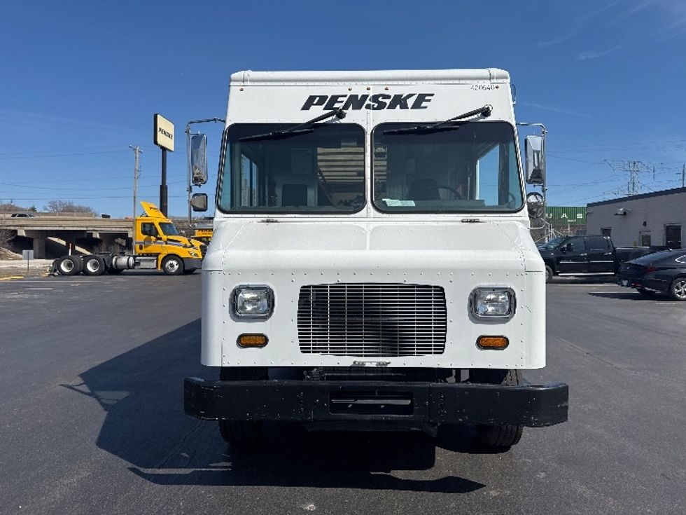 Walk-in Van (Step Van)-Light and Medium Duty Trucks-Freightliner-2022-MT55G-Milwaukee-WI-51,295\n\t\tmiles-$ 71,500 - Image 2