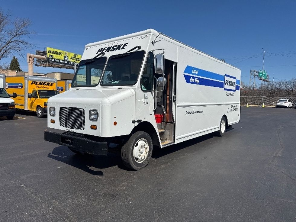 Walk-in Van (Step Van)-Light and Medium Duty Trucks-Freightliner-2022-MT55G-Milwaukee-WI-51,295\n\t\tmiles-$ 71,500 - Image 3