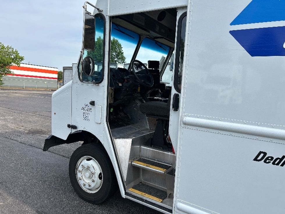 Walk-in Van (Step Van)-Light and Medium Duty Trucks-Freightliner-2022-MT55G-Olive Branch-MS-54,386\n\t\tmiles-$ 71,500 - Image 15