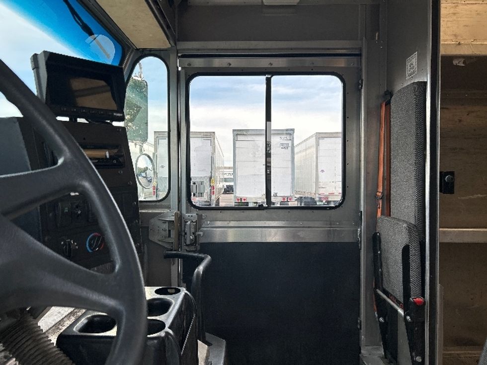 Walk-in Van (Step Van)-Light and Medium Duty Trucks-Freightliner-2022-MT55G-Olive Branch-MS-54,386\n\t\tmiles-$ 71,500 - Image 18