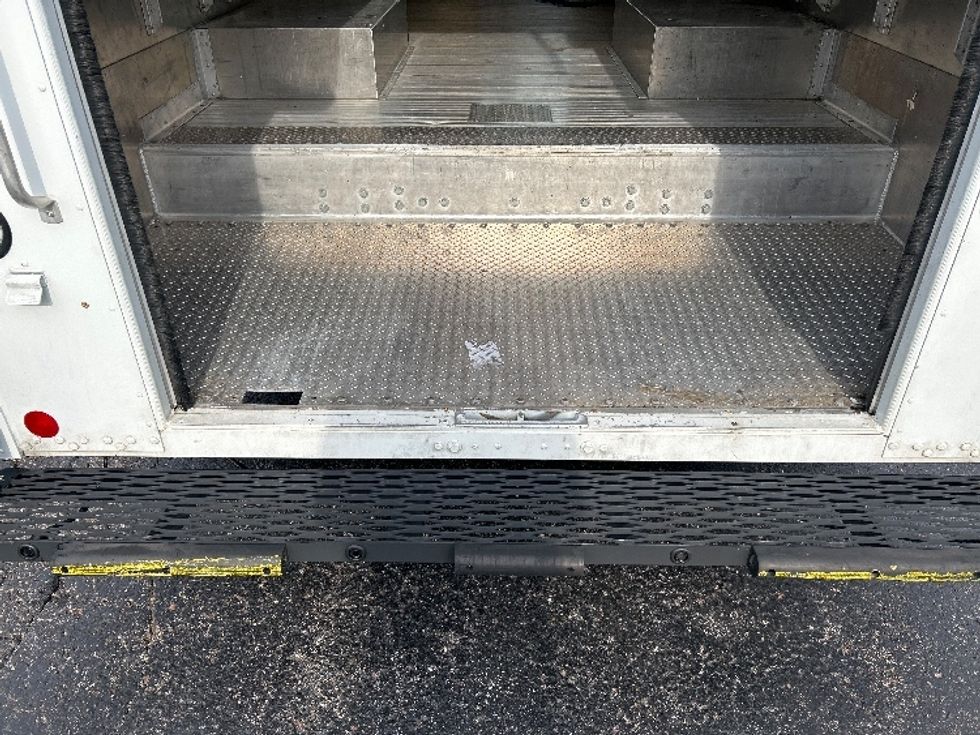 Walk-in Van (Step Van)-Light and Medium Duty Trucks-Freightliner-2022-MT55G-Olive Branch-MS-54,386\n\t\tmiles-$ 71,500 - Image 9