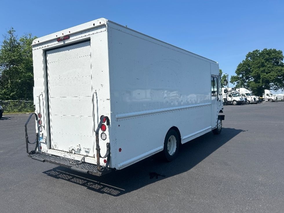 Walk-in Van (Step Van)-Light and Medium Duty Trucks-Freightliner-2022-MT55G-Pennsauken-NJ-46,702\n\t\tmiles-$ 69,250 - Image 12
