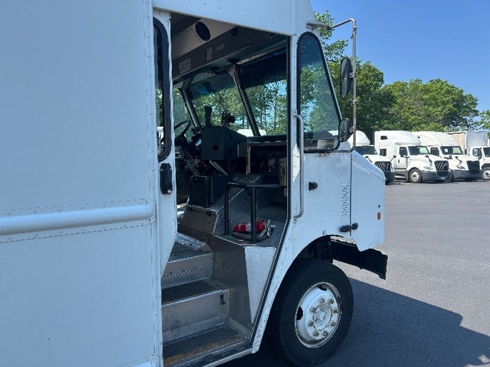 Walk-in Van (Step Van)-Light and Medium Duty Trucks-Freightliner-2022-MT55G-Pennsauken-NJ-46,702\n\t\tmiles-$ 69,250 - Image 19