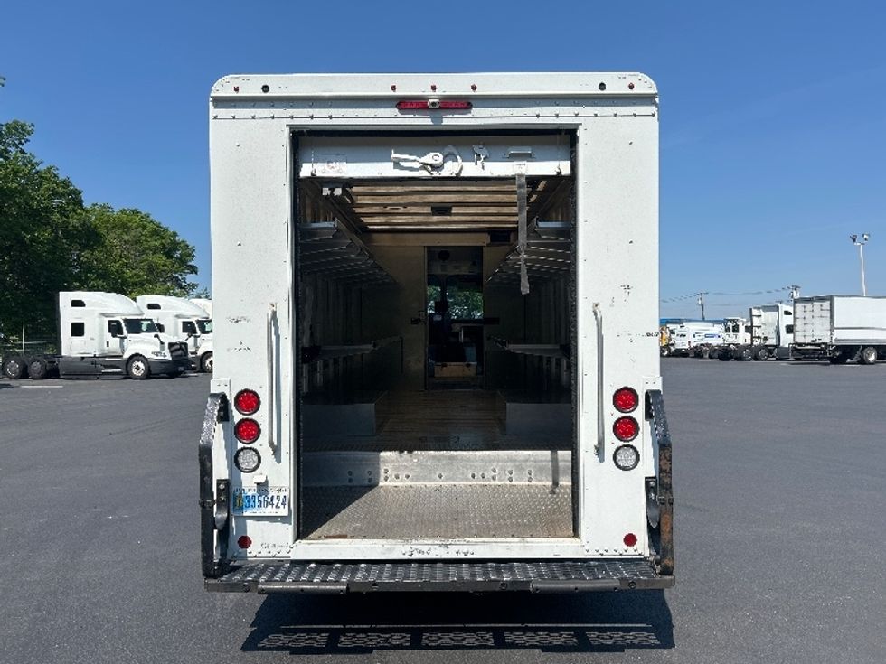 Walk-in Van (Step Van)-Light and Medium Duty Trucks-Freightliner-2022-MT55G-Pennsauken-NJ-46,702\n\t\tmiles-$ 69,250 - Image 8