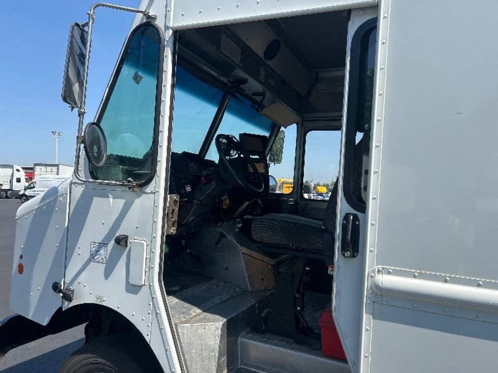 Walk-in Van (Step Van)-Light and Medium Duty Trucks-Freightliner-2022-MT55G-Pennsauken-NJ-82,426\n\t\tmiles-$ 66,000 - Image 15