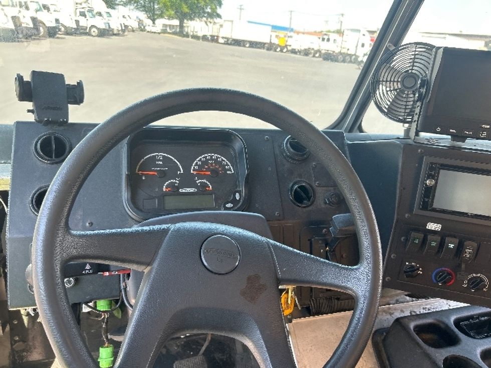 Walk-in Van (Step Van)-Light and Medium Duty Trucks-Freightliner-2022-MT55G-Pennsauken-NJ-82,426\n\t\tmiles-$ 66,000 - Image 17
