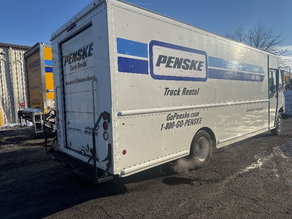 Walk-in Van (Step Van)-Light and Medium Duty Trucks-Freightliner-2022-MT55G-Sterling-VA-40,155\n\t\tmiles-$ 64,750 - Image 12