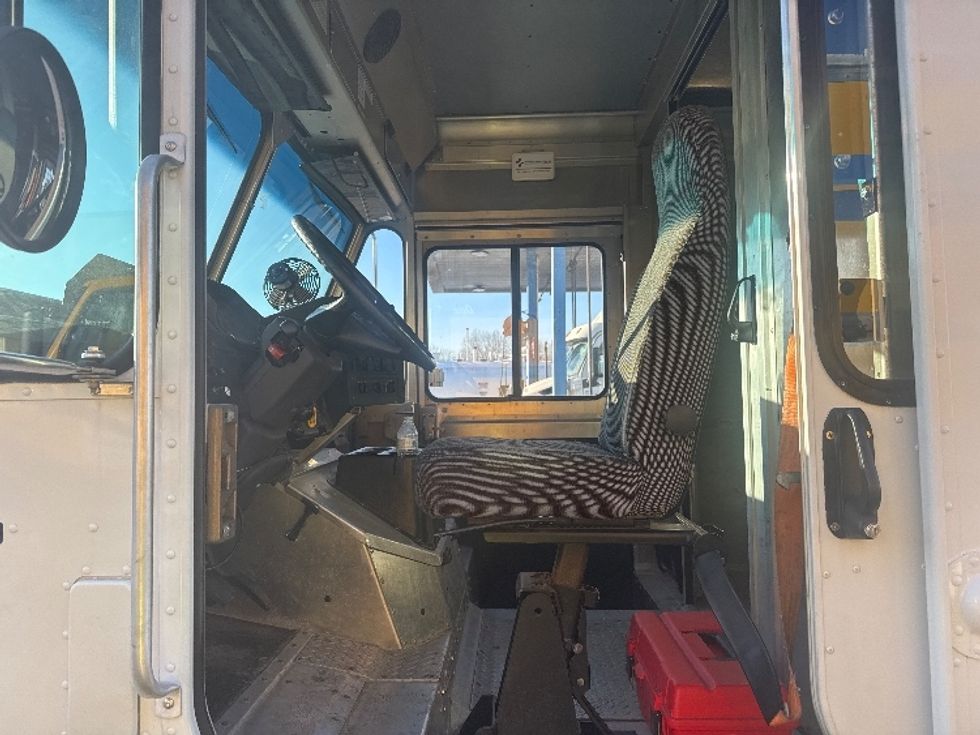 Walk-in Van (Step Van)-Light and Medium Duty Trucks-Freightliner-2022-MT55G-Sterling-VA-40,155\n\t\tmiles-$ 64,750 - Image 15