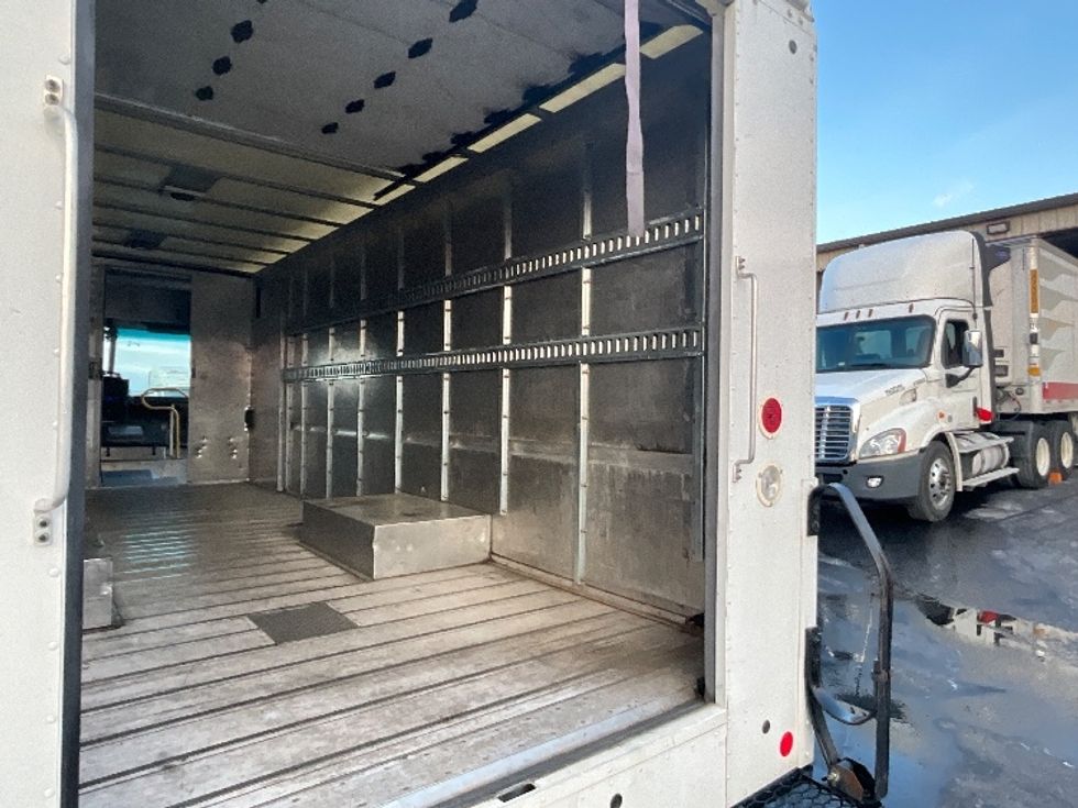 Walk-in Van (Step Van)-Light and Medium Duty Trucks-Freightliner-2022-MT55G-Sterling-VA-41,075\n\t\tmiles-$ 66,500 - Image 11