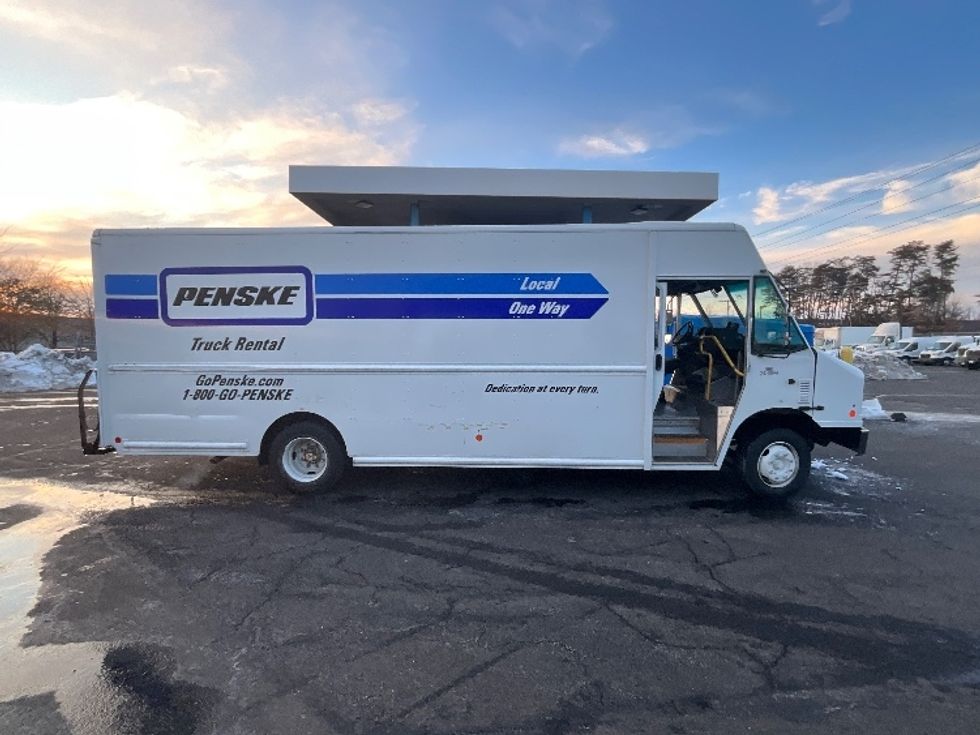 Walk-in Van (Step Van)-Light and Medium Duty Trucks-Freightliner-2022-MT55G-Sterling-VA-41,075\n\t\tmiles-$ 66,500 - Image 14
