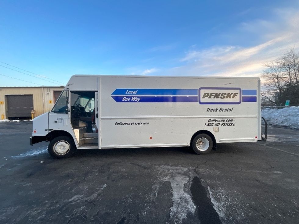 Walk-in Van (Step Van)-Light and Medium Duty Trucks-Freightliner-2022-MT55G-Sterling-VA-41,075\n\t\tmiles-$ 66,500 - Image 4