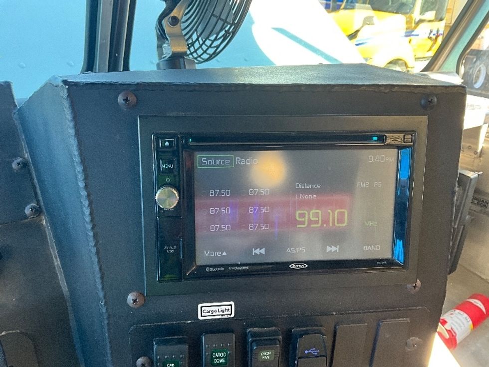 Walk-in Van (Step Van)-Light and Medium Duty Trucks-Freightliner-2022-MT55G-Sterling-VA-51,200\n\t\tmiles-$ 52,000 - Image 24